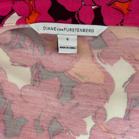 Diane Von Furstenberg Silk Wrap Dress - Picture 9 of 10